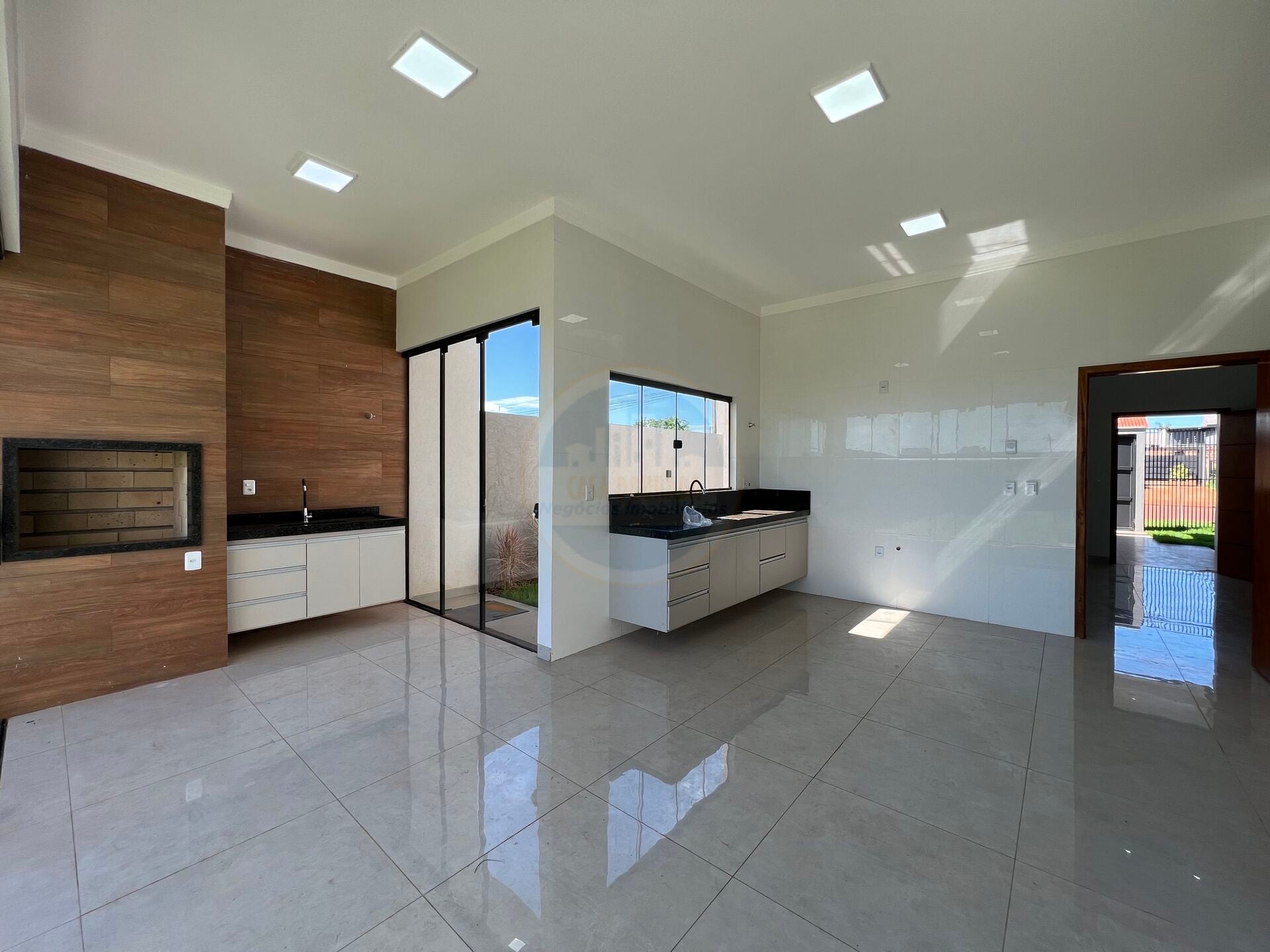 Casa no Conjunto Residencial Monte Carlo, foto 6 de 30