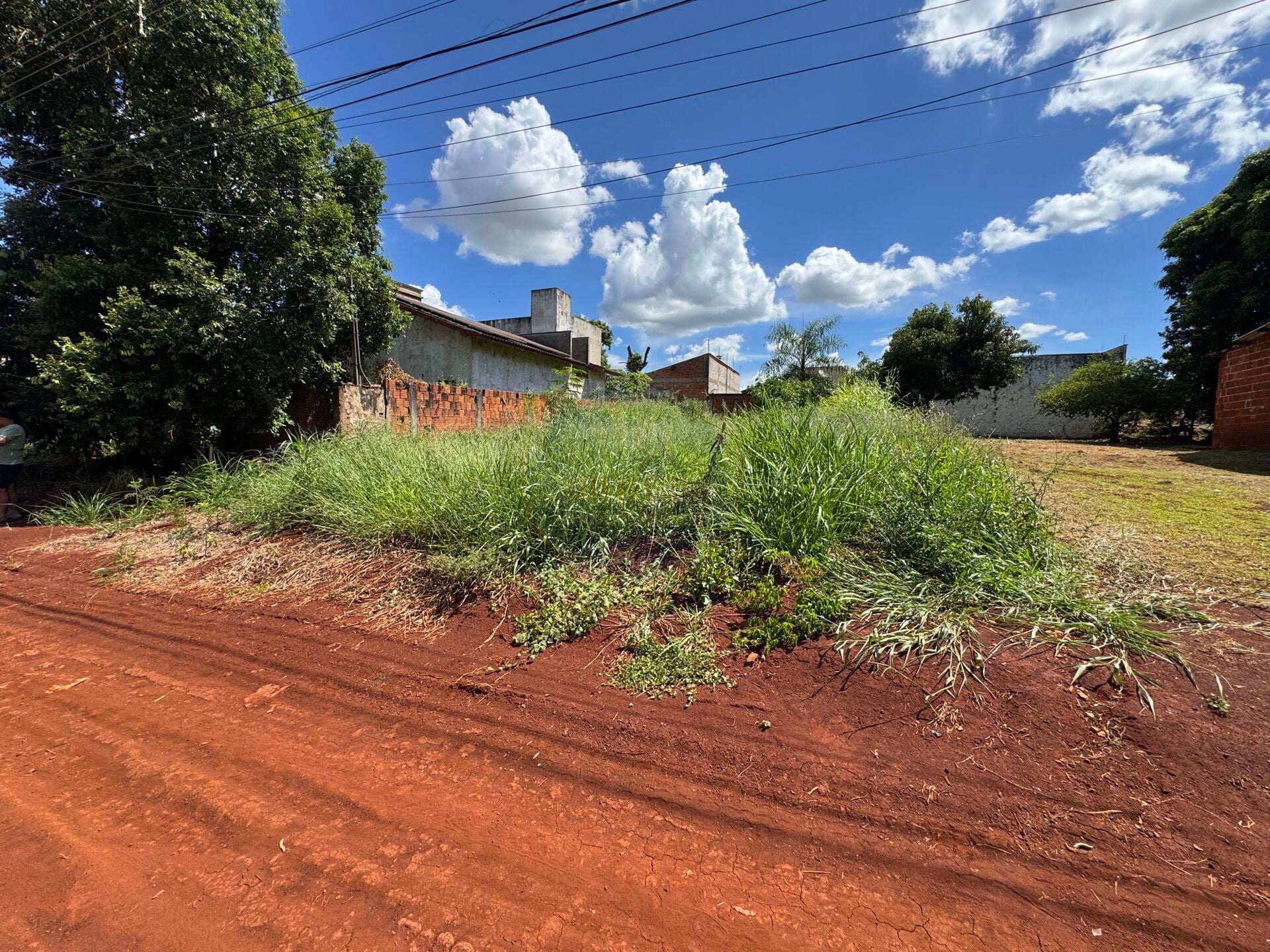 Terreno no Parque Alvorada, foto 2 de 3