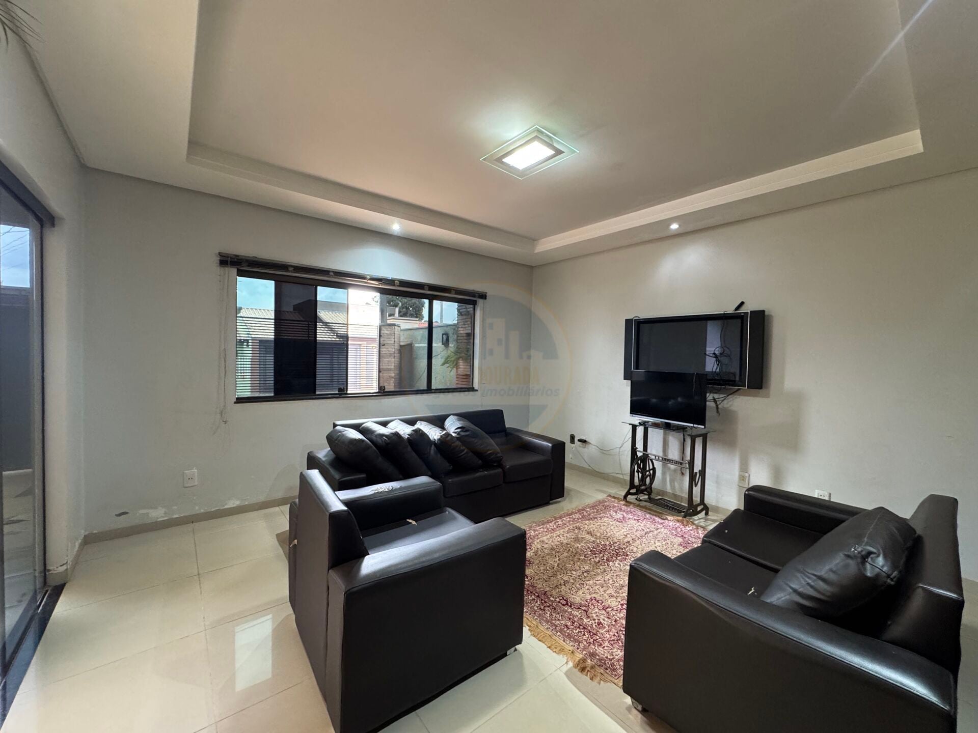 Sobrado no Conjunto Habitacional Izidro Pedroso, foto 4 de 27