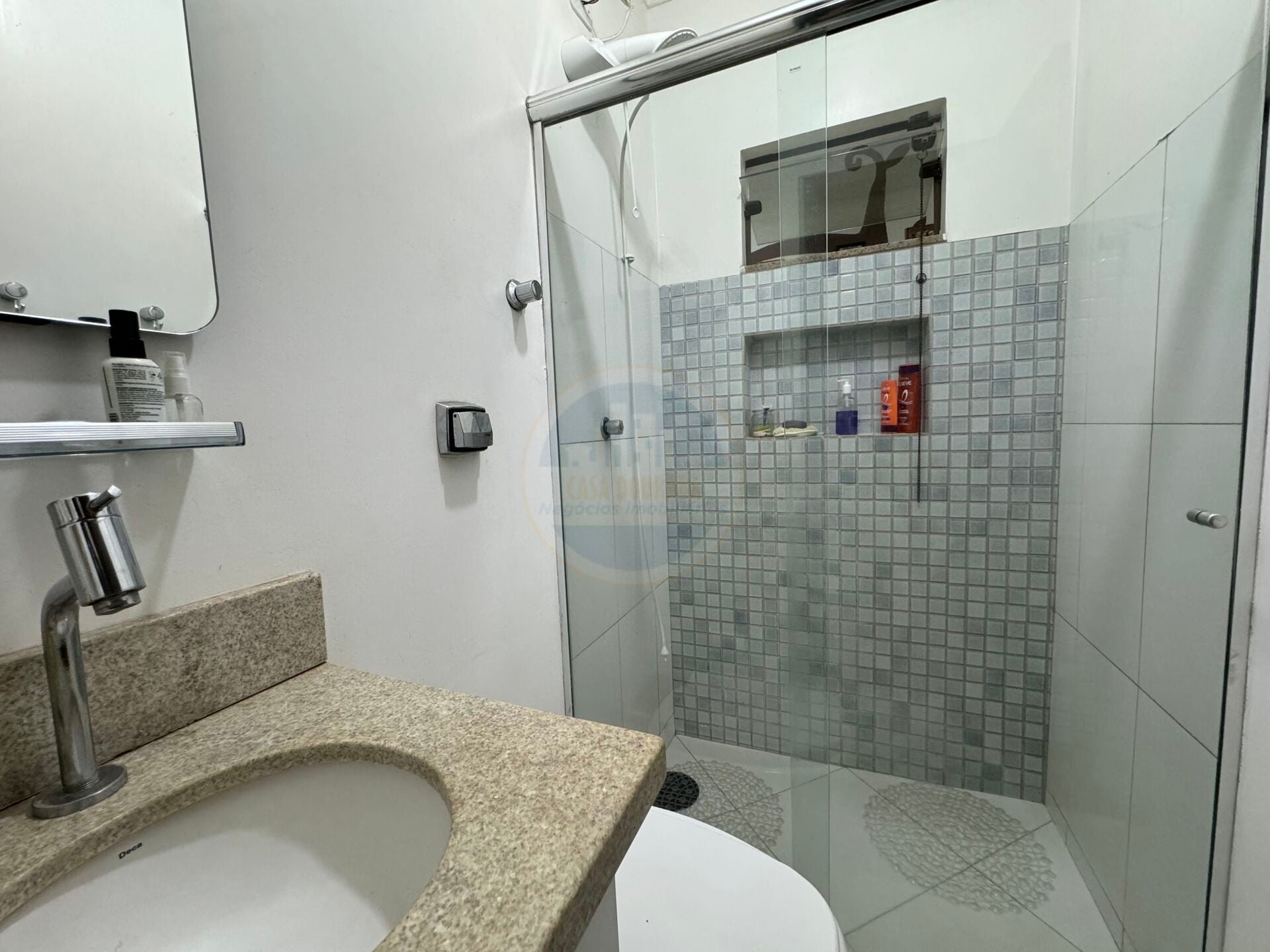 Casa em BNH III Plano, foto 17 de 28