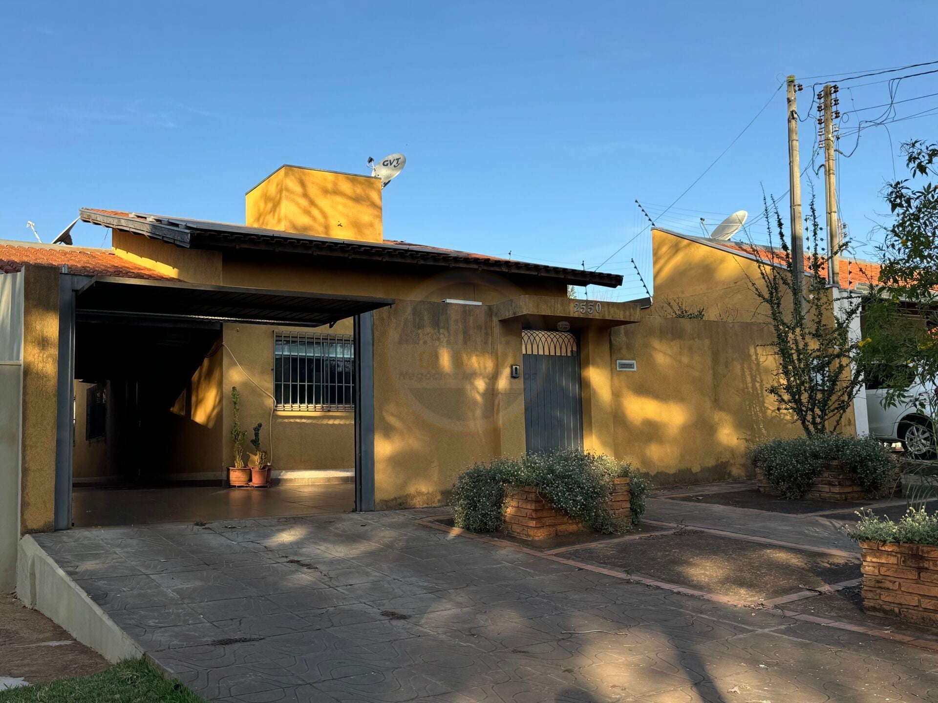 Casa em BNH III Plano, foto 3 de 28