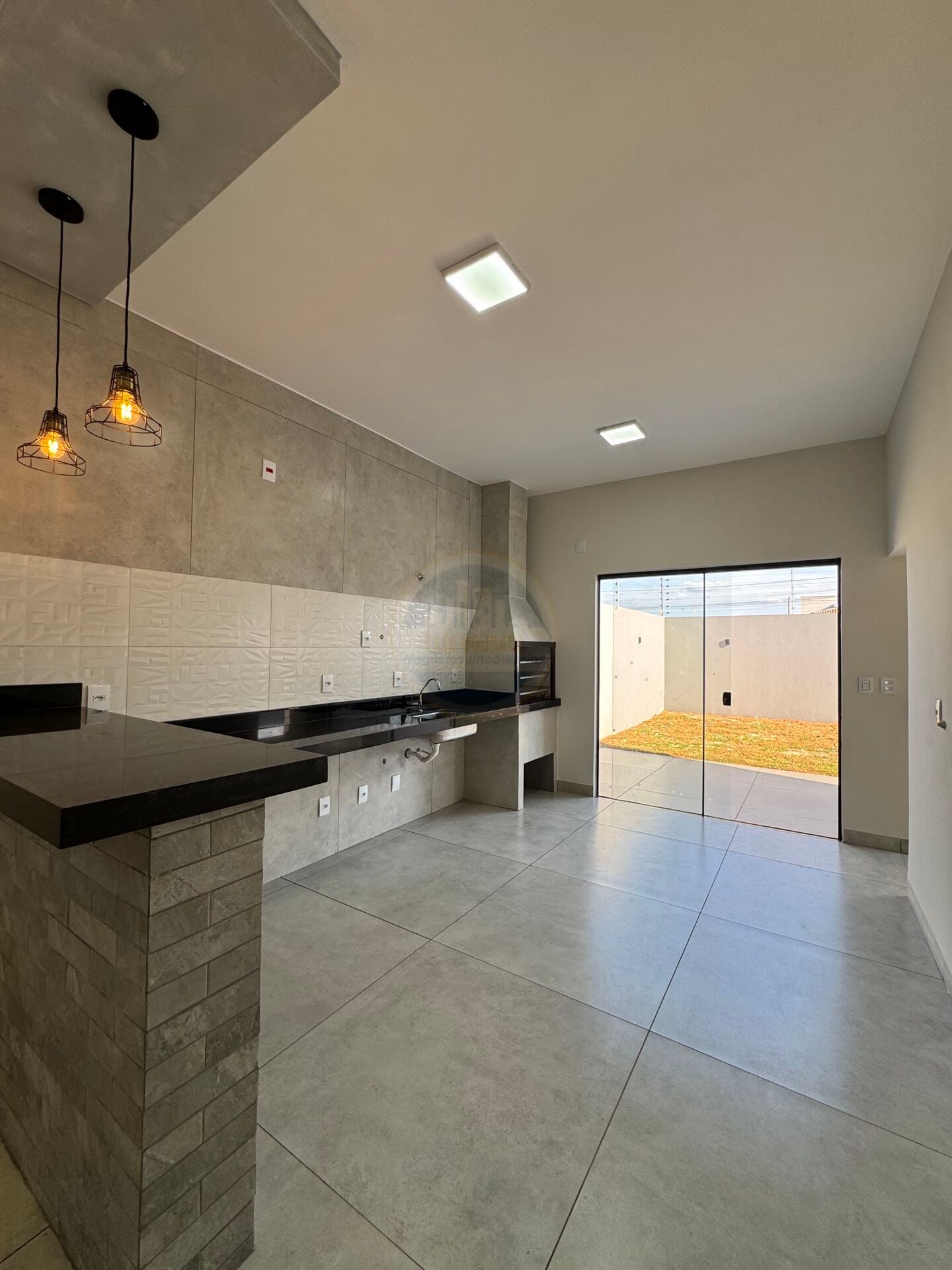 Casa no Conjunto Residencial Monte Carlo, foto 5 de 26