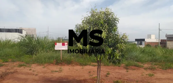 Terreno à venda no bairro Loteamento Madri em Porto Rico/PR