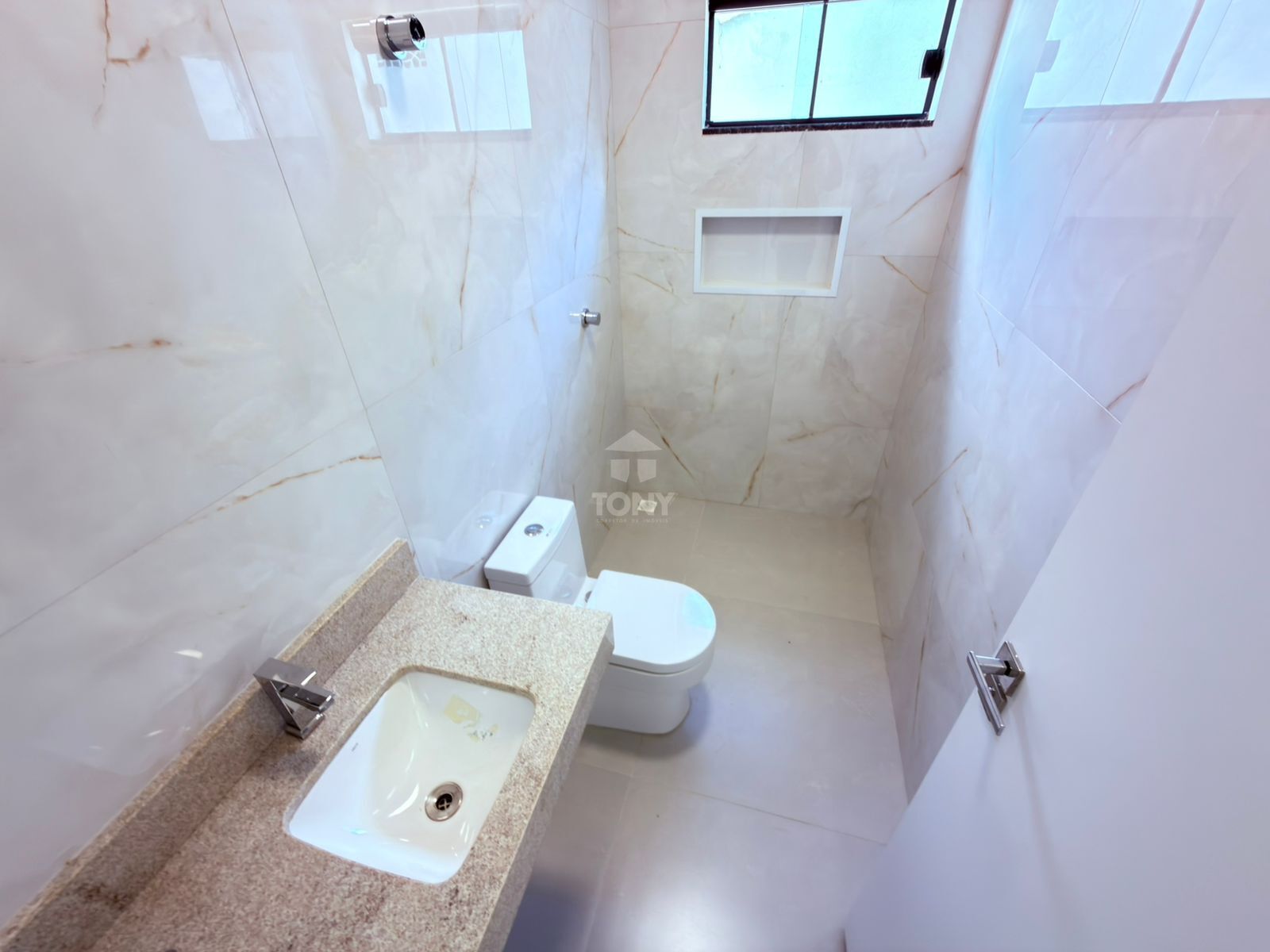 Casa à venda com 3 quartos, 1 suíte, 2 vagas e 103m² no Plano Diretor Sul, Palmas (TO) — foto 12 de 14