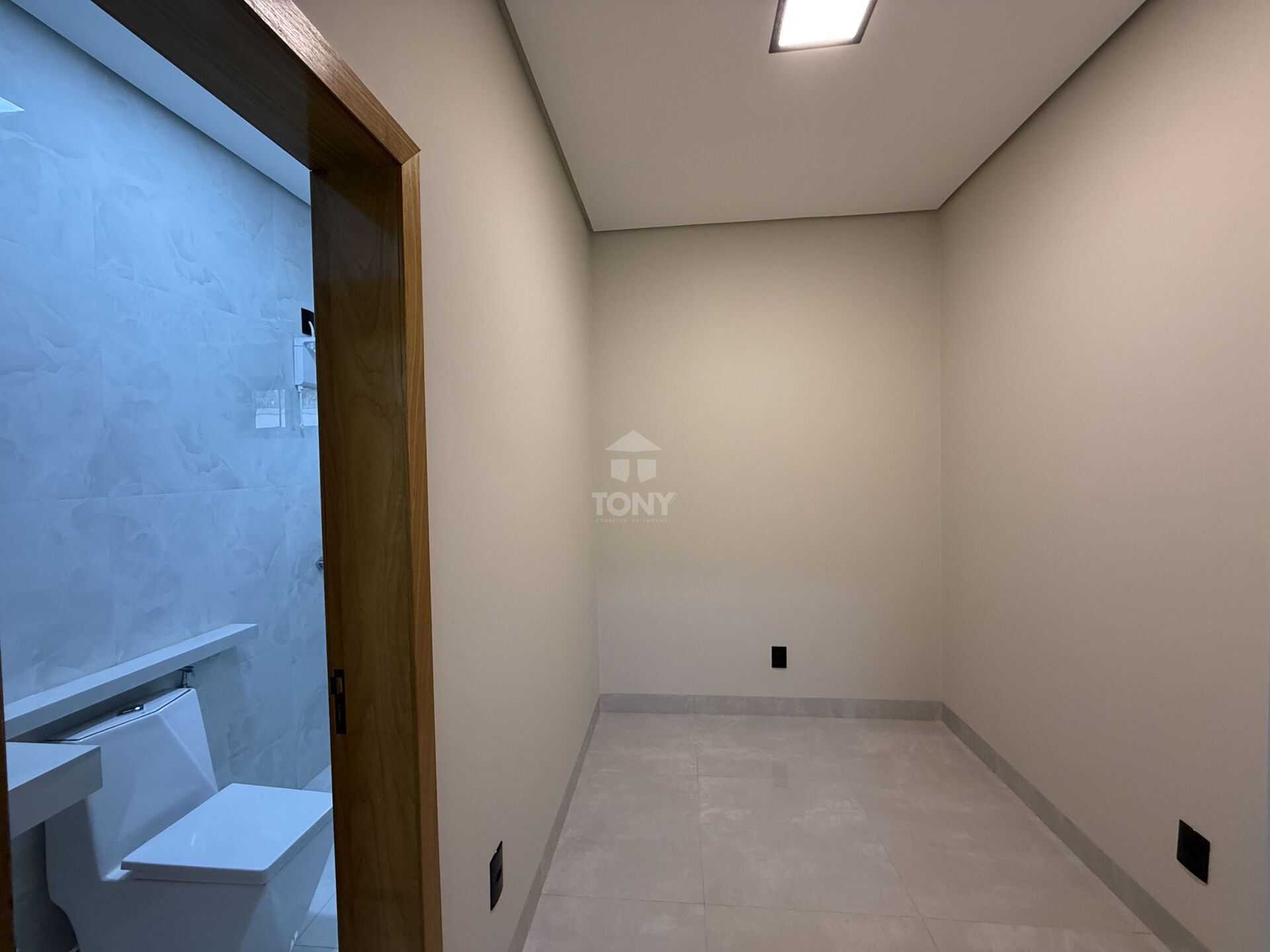 Casa à venda com 3 quartos, 3 suítes, 2 vagas e 160m² no Plano Diretor Sul, Palmas (TO) — foto 8 de 17
