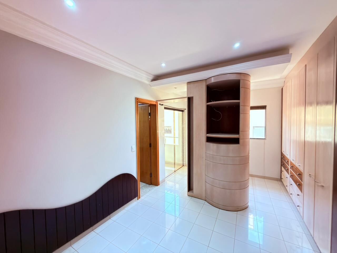 Casa à venda com 4 quartos, 4 suítes, 6 vagas e 313m² no Plano Diretor Sul, Palmas (TO) — foto 20 de 30