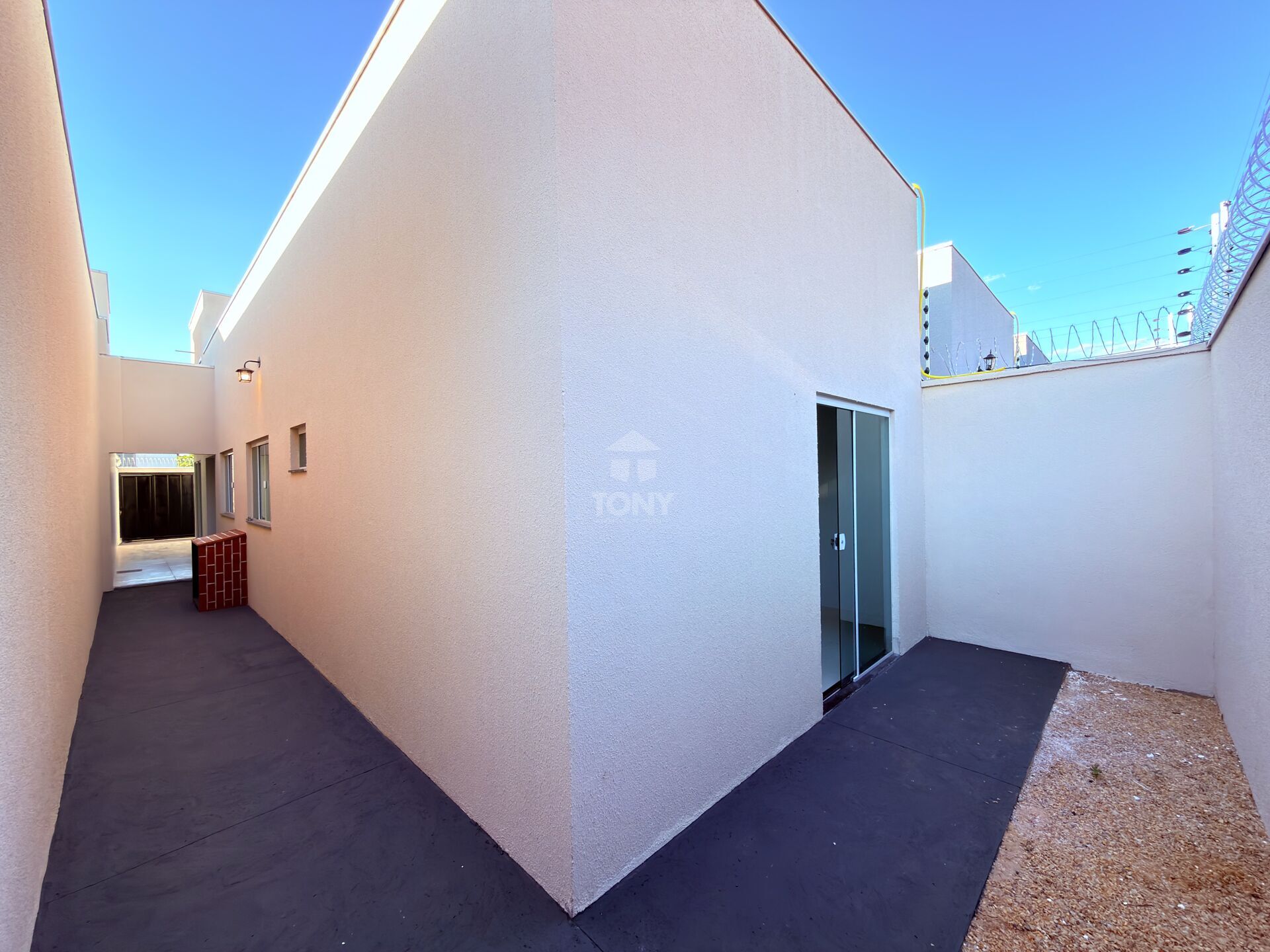 Casa à venda com 3 quartos, 1 suíte, 2 vagas e 92m² no Plano Diretor Sul, Palmas (TO) — foto 13 de 14