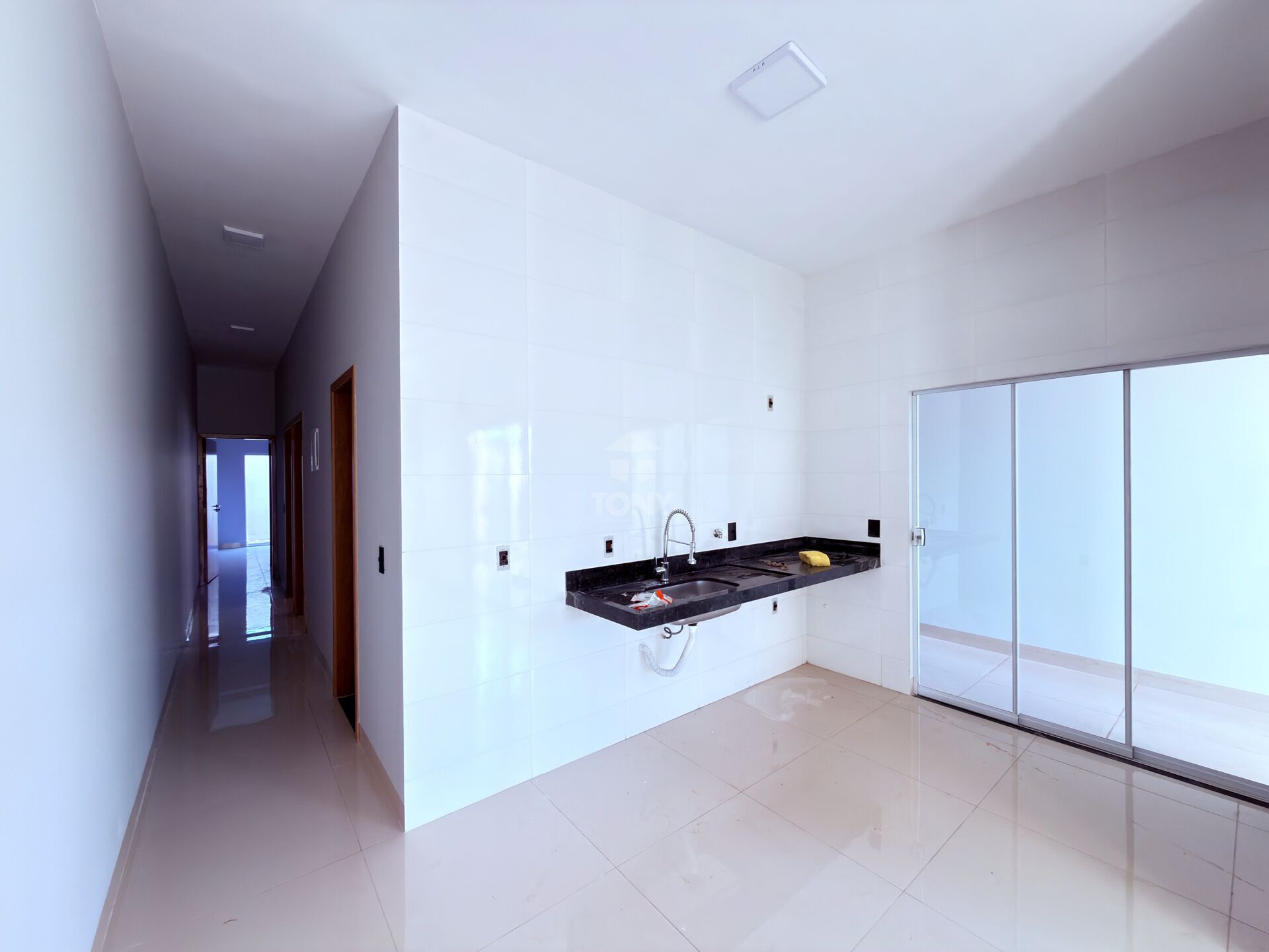 Casa à venda com 3 quartos, 1 suíte, 2 vagas e 92m² no Plano Diretor Sul, Palmas (TO) — foto 5 de 14