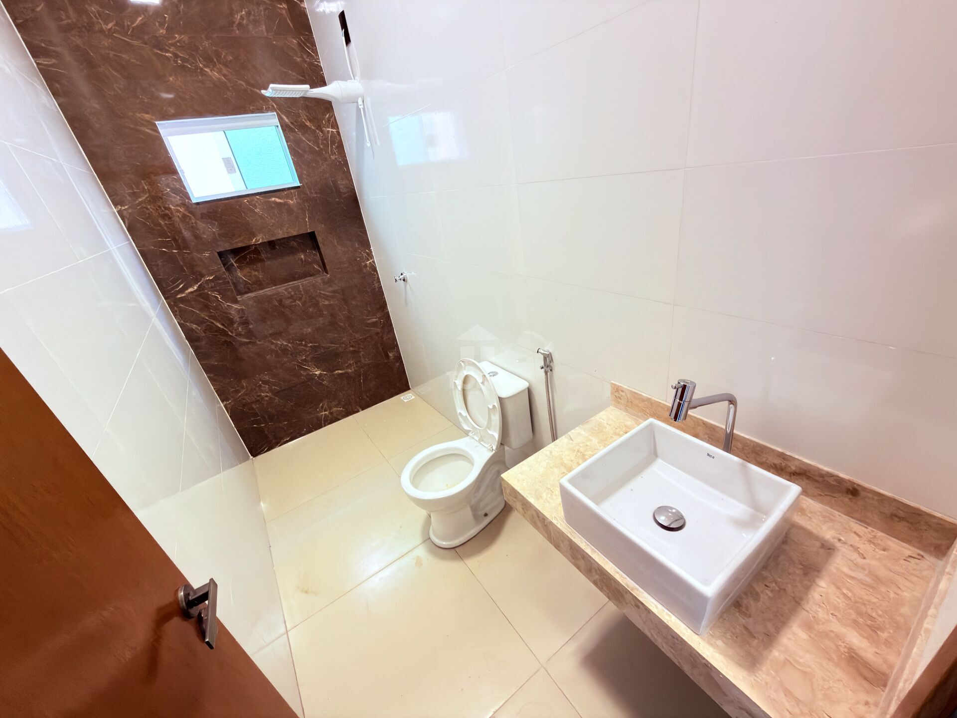 Casa à venda com 3 quartos, 1 suíte, 2 vagas e 92m² no Plano Diretor Sul, Palmas (TO) — foto 11 de 14