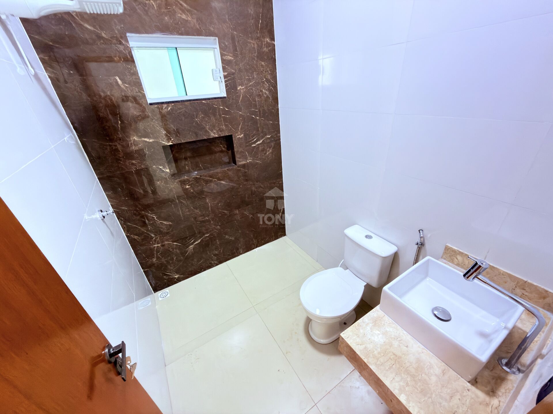 Casa à venda com 3 quartos, 1 suíte, 2 vagas e 92m² no Plano Diretor Sul, Palmas (TO) — foto 8 de 14