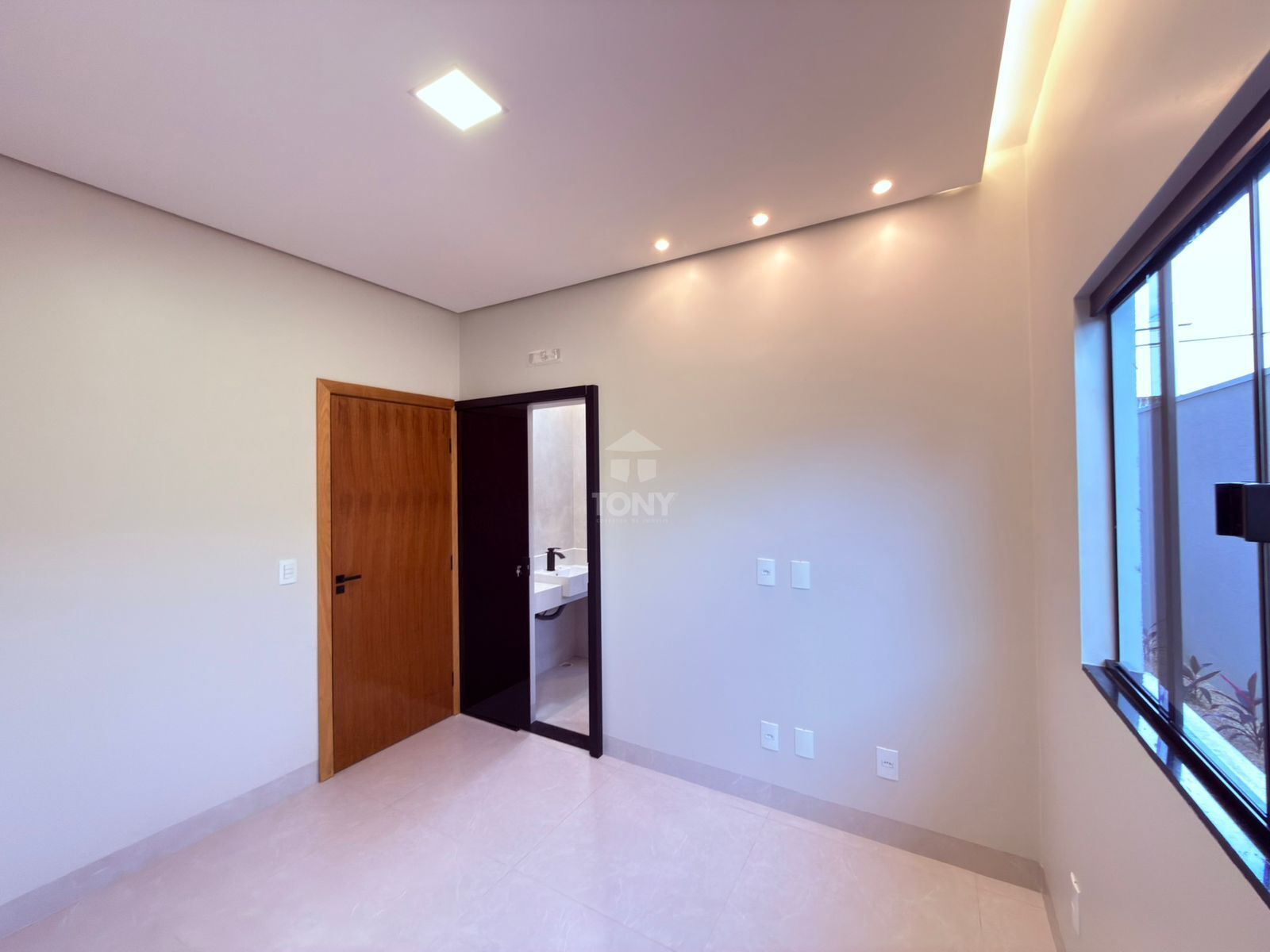 Casa à venda com 3 quartos, 3 suítes, 2 vagas e 130m² no Plano Diretor Sul, Palmas (TO) — foto 12 de 18