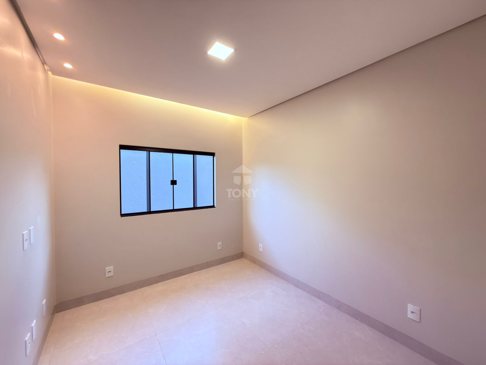 Casa à venda com 3 quartos, 3 suítes, 2 vagas e 130m² no Plano Diretor Sul, Palmas (TO) — foto 13 de 18