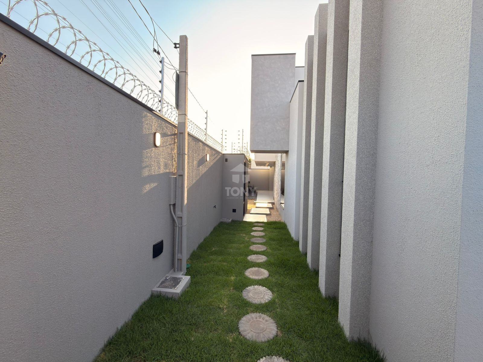 Casa à venda com 3 quartos, 3 suítes, 3 vagas e 141m² no Plano Diretor Norte, Palmas (TO) — foto 12 de 24