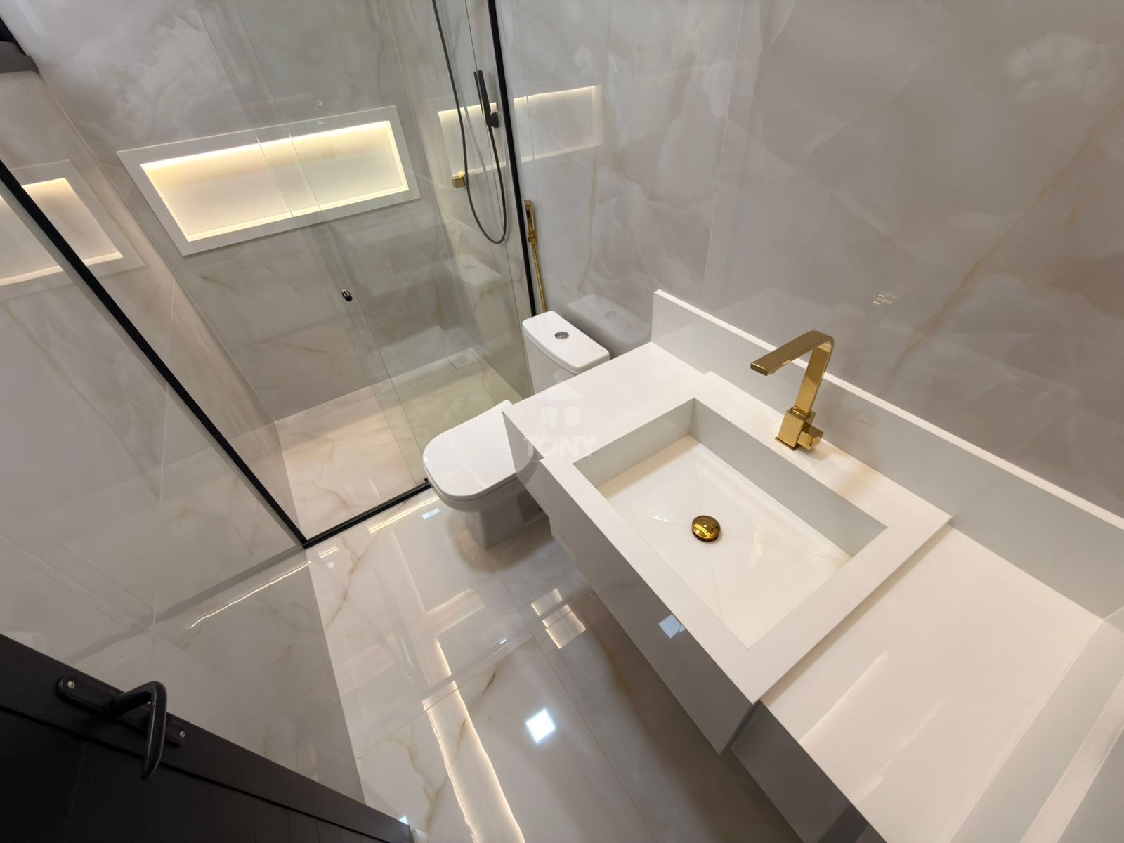 Casa à venda com 3 quartos, 3 suítes, 3 vagas e 141m² no Plano Diretor Norte, Palmas (TO) — foto 19 de 24