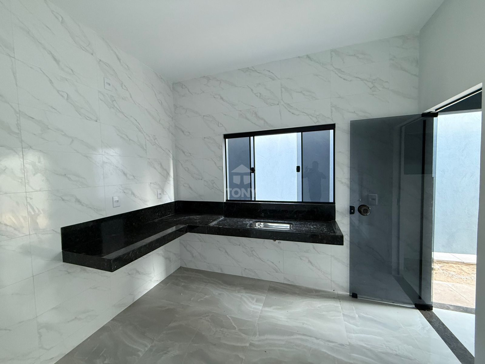 Casa à venda com 3 quartos, 1 suíte, 2 vagas e 107m² no Jardim Aureny III, Palmas (TO) — foto 16 de 18