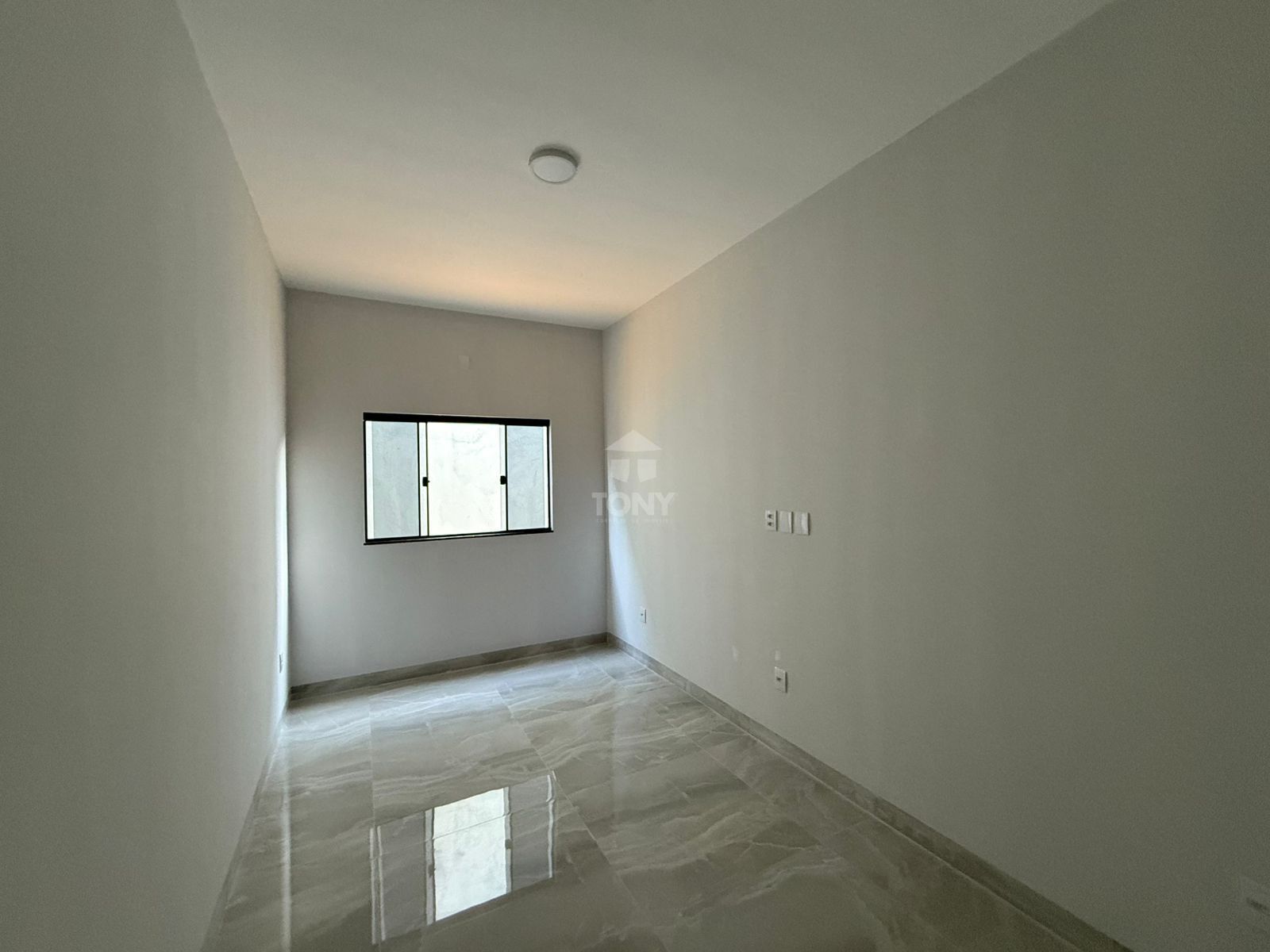 Casa à venda com 3 quartos, 1 suíte, 2 vagas e 107m² no Jardim Aureny III, Palmas (TO) — foto 12 de 18