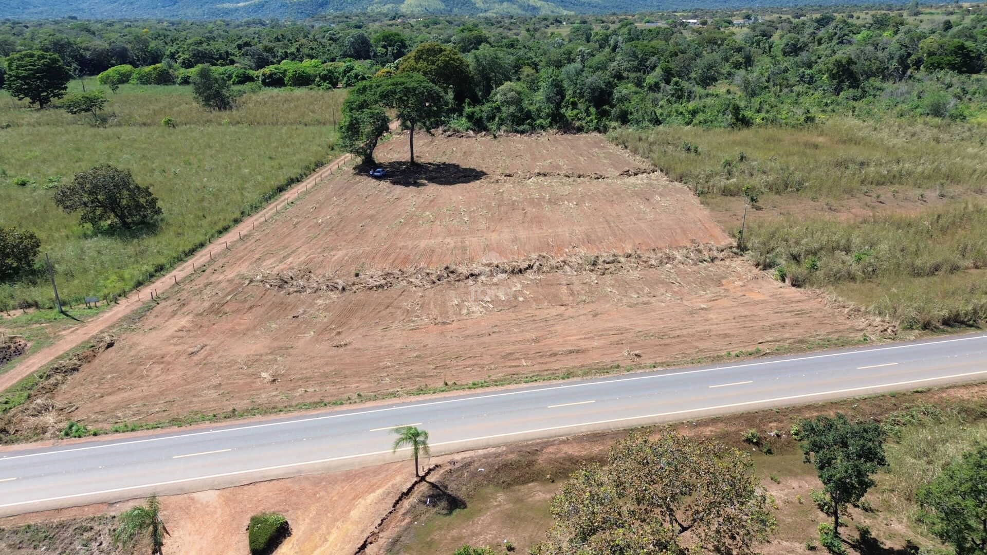 Terreno à venda com 11000m² de terreno no Plano Diretor Norte, Palmas (TO) — foto 14 de 15