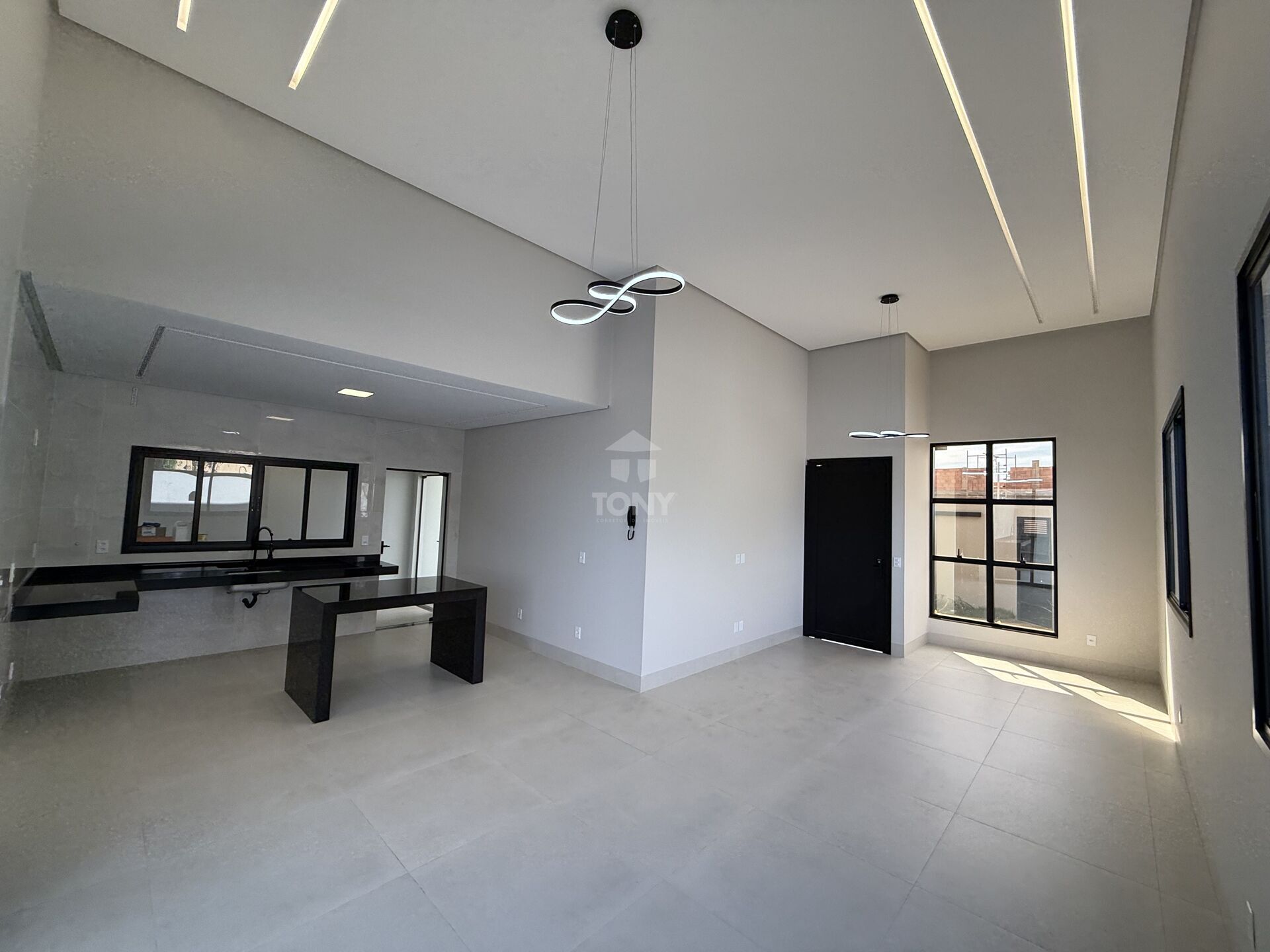 Casa à venda com 3 quartos, 2 suítes, 4 vagas e 167m² no Plano Diretor Sul, Palmas (TO) — foto 5 de 19