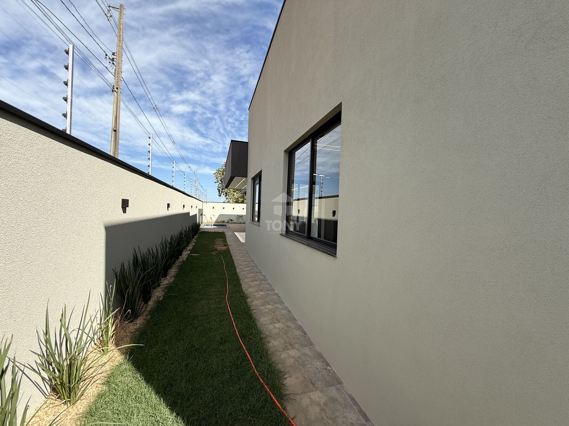 Casa à venda com 3 quartos, 2 suítes, 4 vagas e 167m² no Plano Diretor Sul, Palmas (TO) — foto 12 de 19