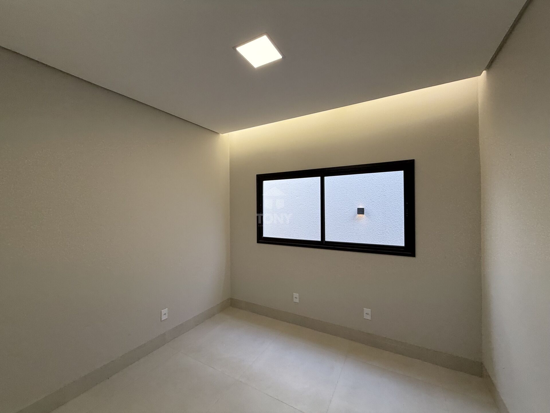 Casa à venda com 3 quartos, 2 suítes, 4 vagas e 167m² no Plano Diretor Sul, Palmas (TO) — foto 9 de 19