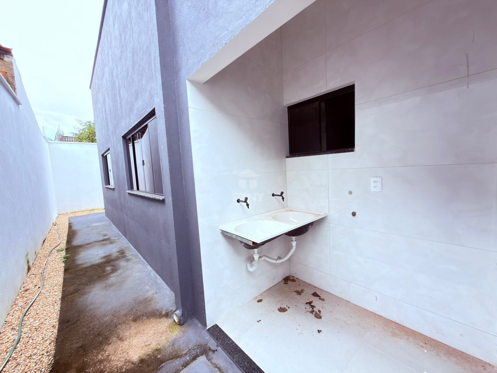 Casa à venda com 2 quartos, 1 suíte, 2 vagas e 84m² no Plano Diretor Sul, Palmas (TO) — foto 7 de 9