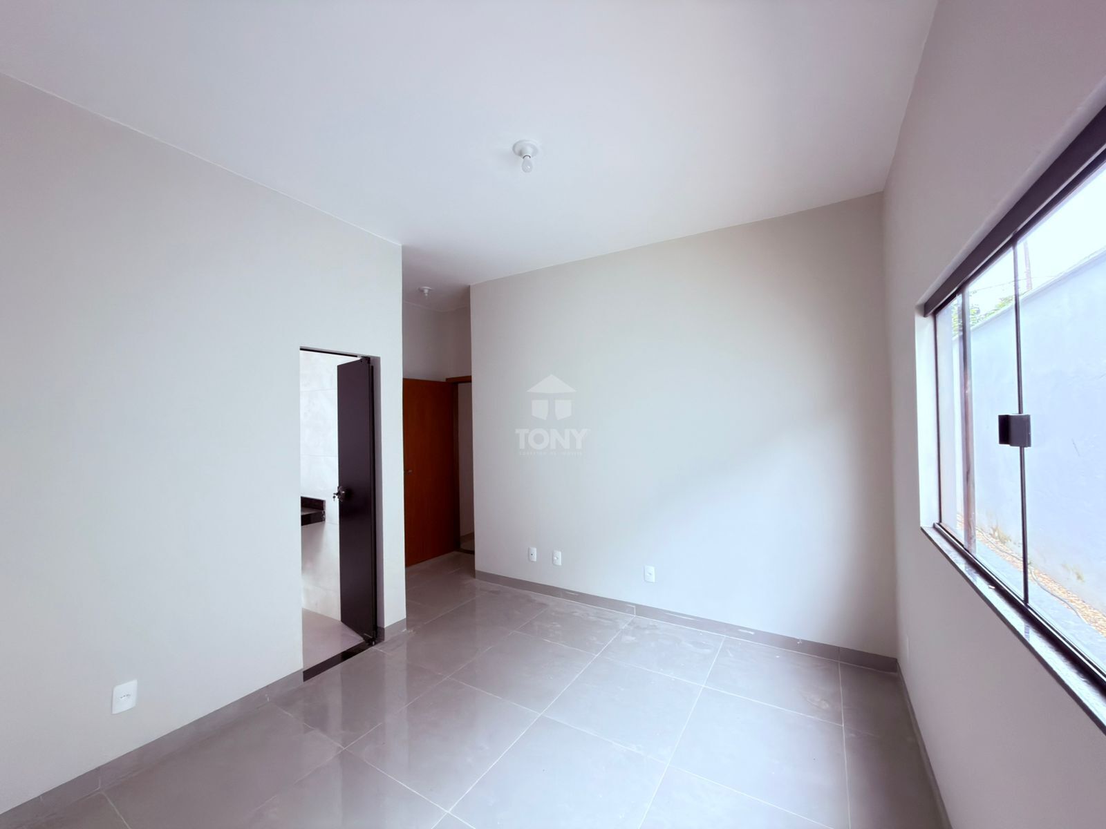 Casa à venda com 2 quartos, 1 suíte, 2 vagas e 84m² no Plano Diretor Sul, Palmas (TO) — foto 4 de 9