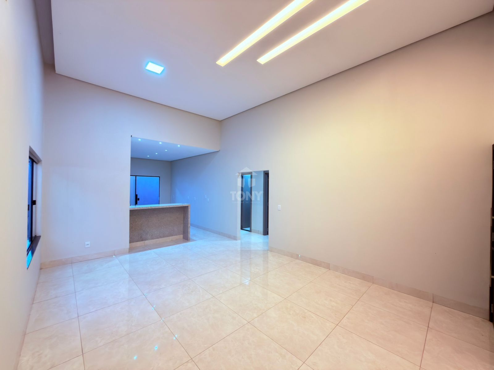 Casa à venda com 3 quartos, 2 suítes, 4 vagas e 159m² no Plano Diretor Sul, Palmas (TO) — foto 5 de 13