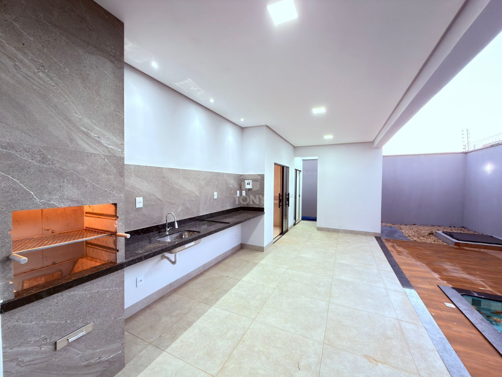 Casa à venda com 3 quartos, 2 suítes, 4 vagas e 159m² no Plano Diretor Sul, Palmas (TO) — foto 10 de 13