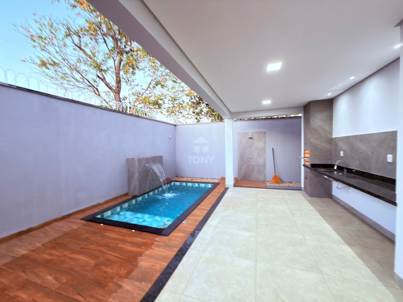 Casa à venda com 3 quartos, 2 suítes, 4 vagas e 159m² no Plano Diretor Sul, Palmas (TO) — foto 13 de 13