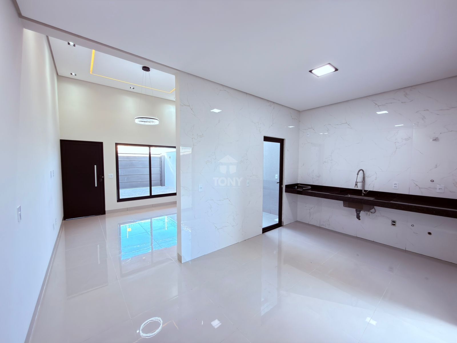 Casa à venda com 2 quartos, 1 suíte, 2 vagas e 85m² no Plano Diretor Sul, Palmas (TO) — foto 5 de 12