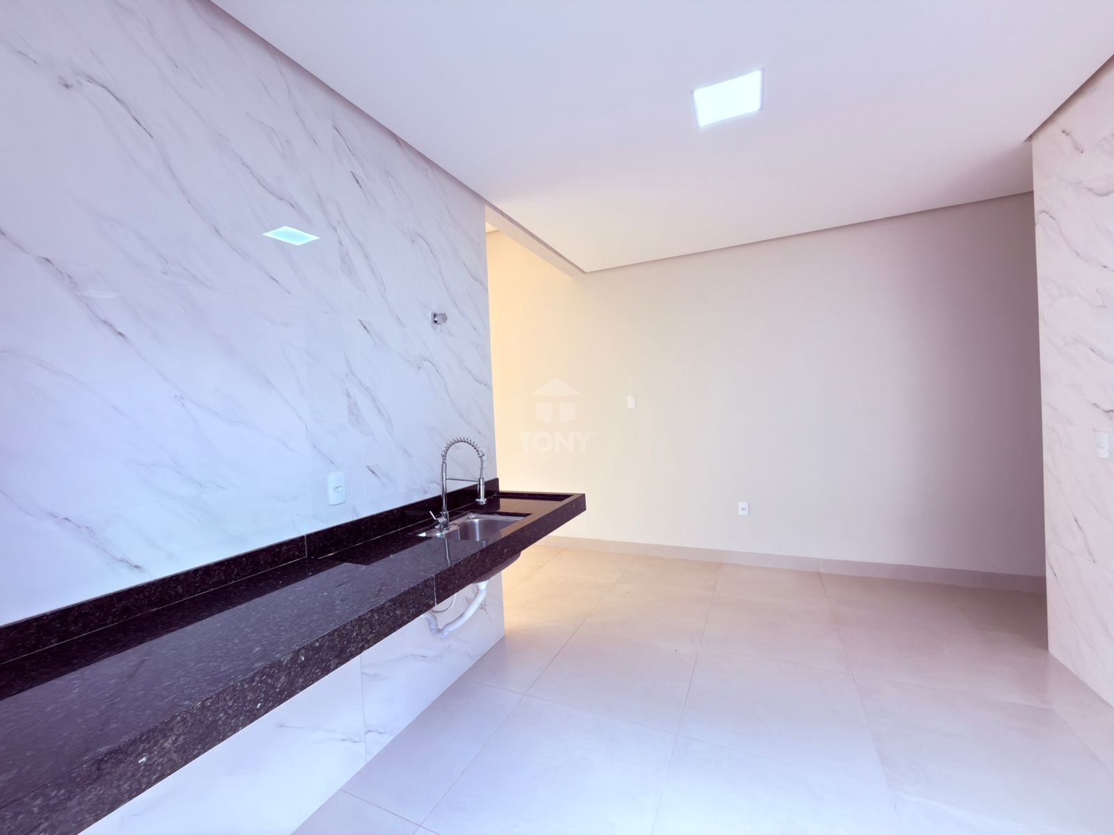 Casa à venda com 3 quartos, 1 suíte, 2 vagas e 100m² no Plano Diretor Sul, Palmas (TO) — foto 5 de 15