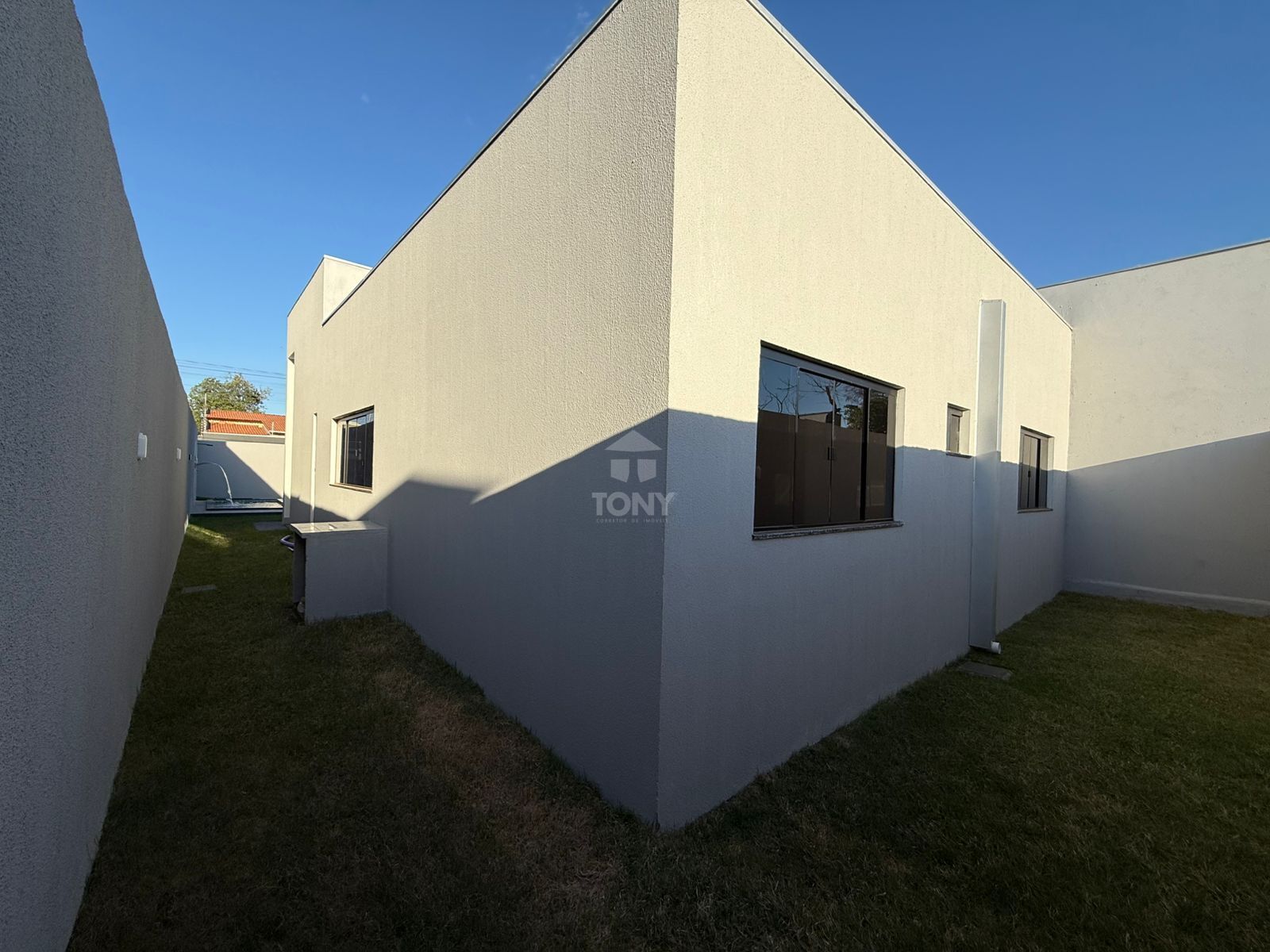 Casa à venda com 3 quartos, 1 suíte, 2 vagas e 125m² no Plano Diretor Sul, Palmas (TO) — foto 13 de 13
