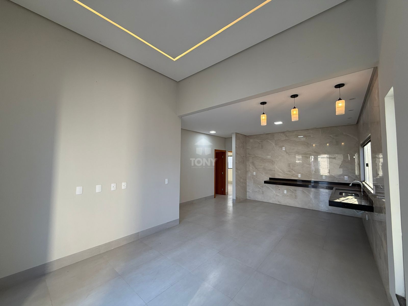 Casa à venda com 3 quartos, 1 suíte, 2 vagas e 125m² no Plano Diretor Sul, Palmas (TO) — foto 5 de 13