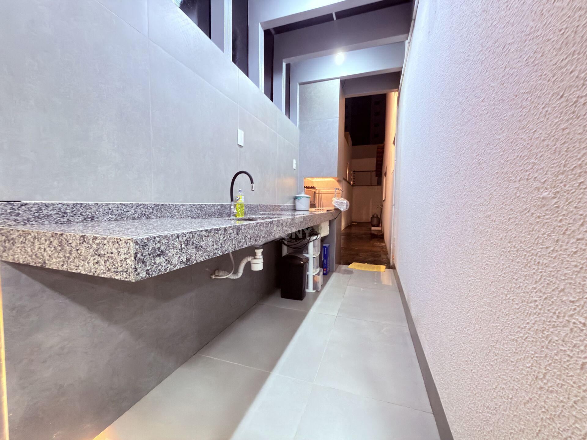 Casa à venda com 4 quartos, 1 suíte, 5 vagas e 259m² no Plano Diretor Sul, Palmas (TO) — foto 8 de 30