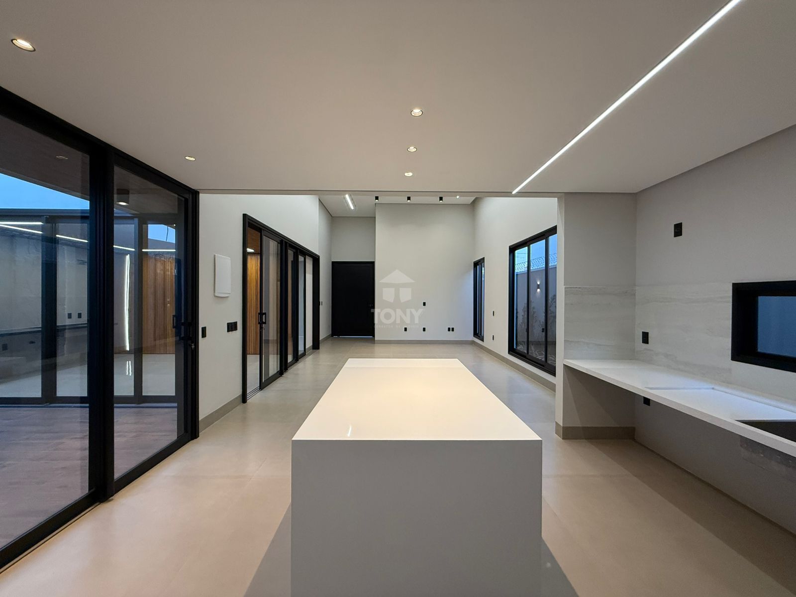 Casa à venda com 3 quartos, 3 suítes, 4 vagas e 207m² no Plano Diretor Sul, Palmas (TO) — foto 18 de 30