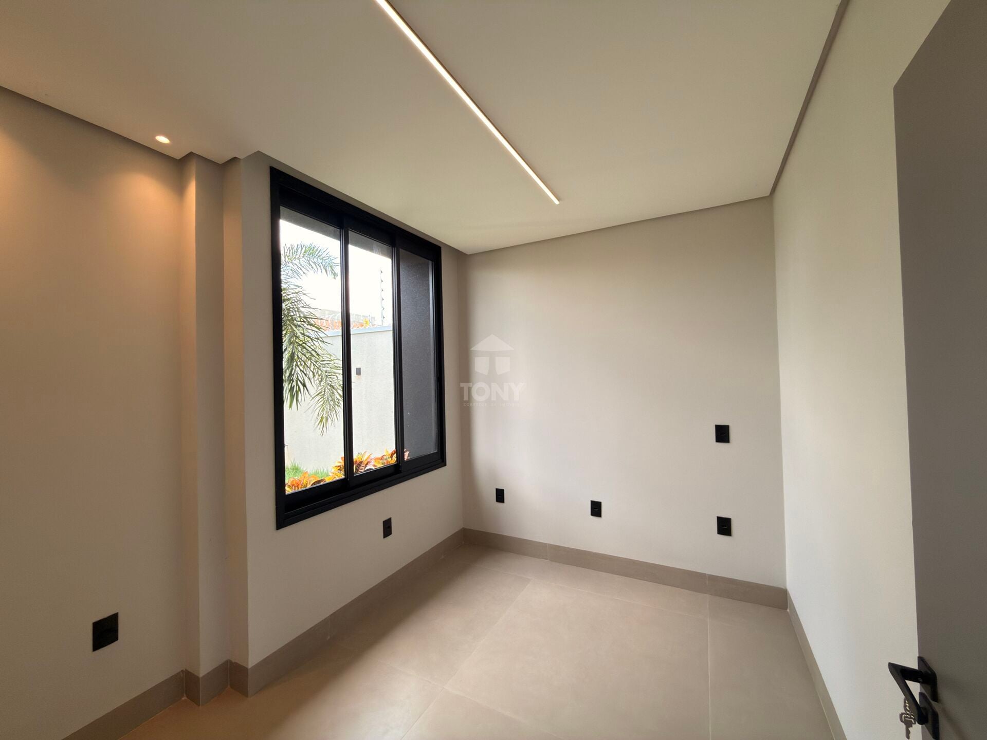 Casa à venda com 3 quartos, 3 suítes, 4 vagas e 207m² no Plano Diretor Sul, Palmas (TO) — foto 9 de 30