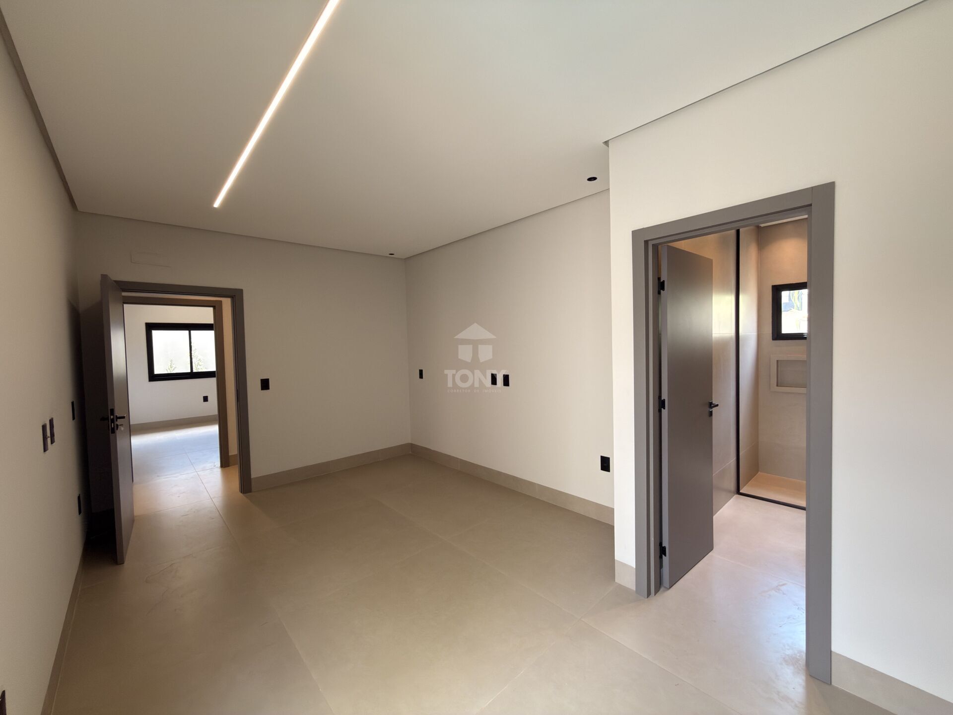 Casa à venda com 3 quartos, 3 suítes, 4 vagas e 207m² no Plano Diretor Sul, Palmas (TO) — foto 17 de 30