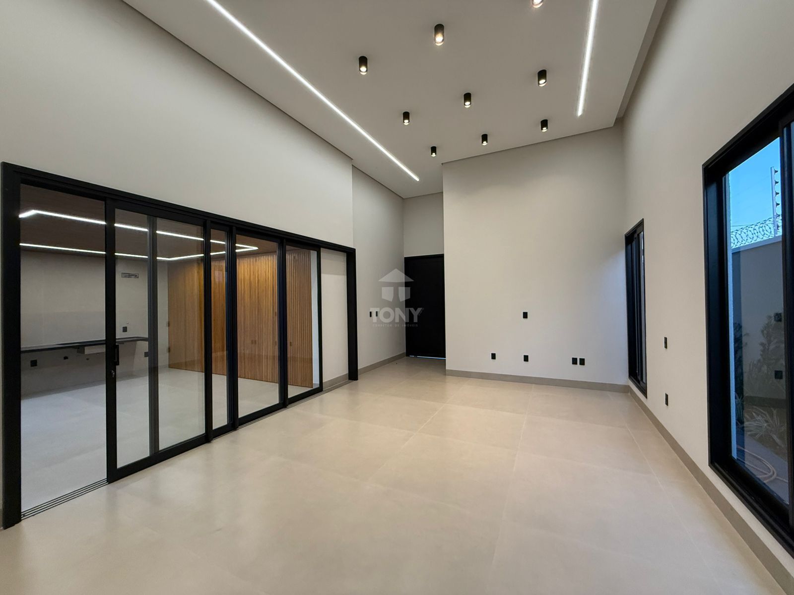 Casa à venda com 3 quartos, 3 suítes, 4 vagas e 207m² no Plano Diretor Sul, Palmas (TO) — foto 15 de 30