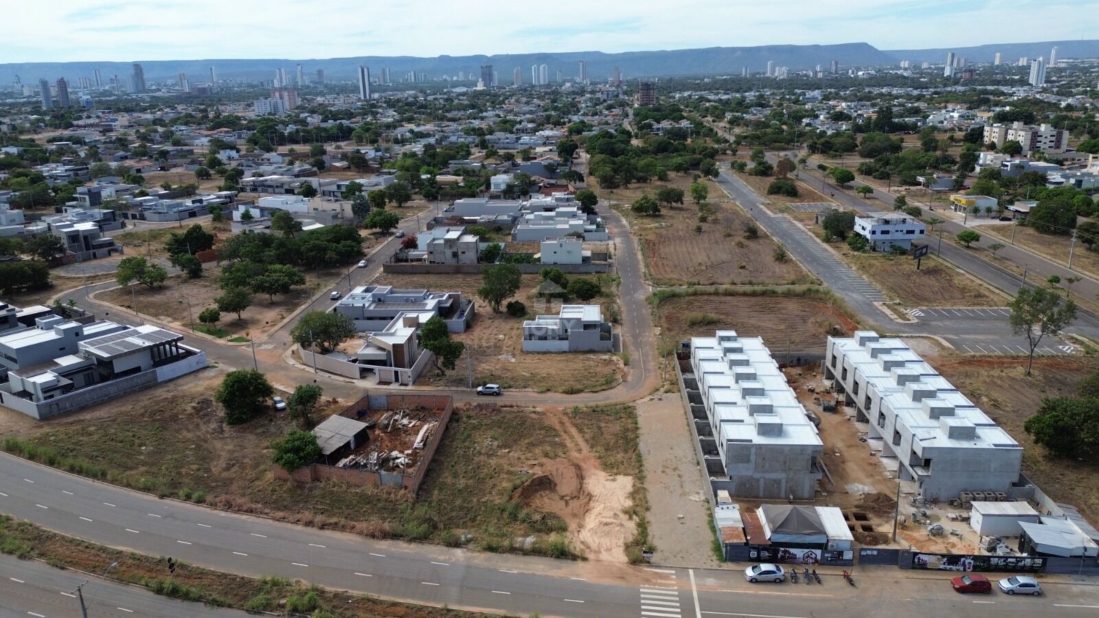 Terreno à venda com 270m² de terreno no Plano Diretor Sul, Palmas (TO) — foto 4 de 7