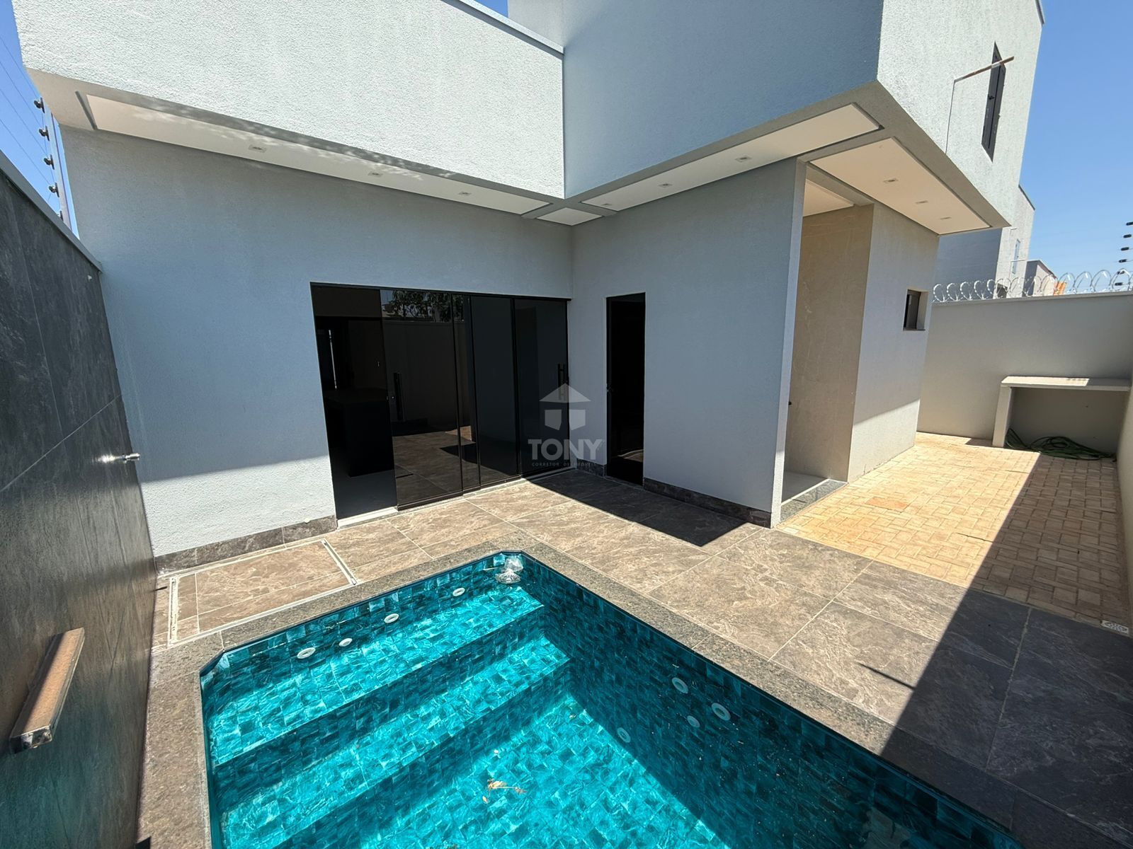 Casa à venda com 3 quartos, 3 suítes, 3 vagas e 123m² no Plano Diretor Norte, Palmas (TO) — foto 5 de 17