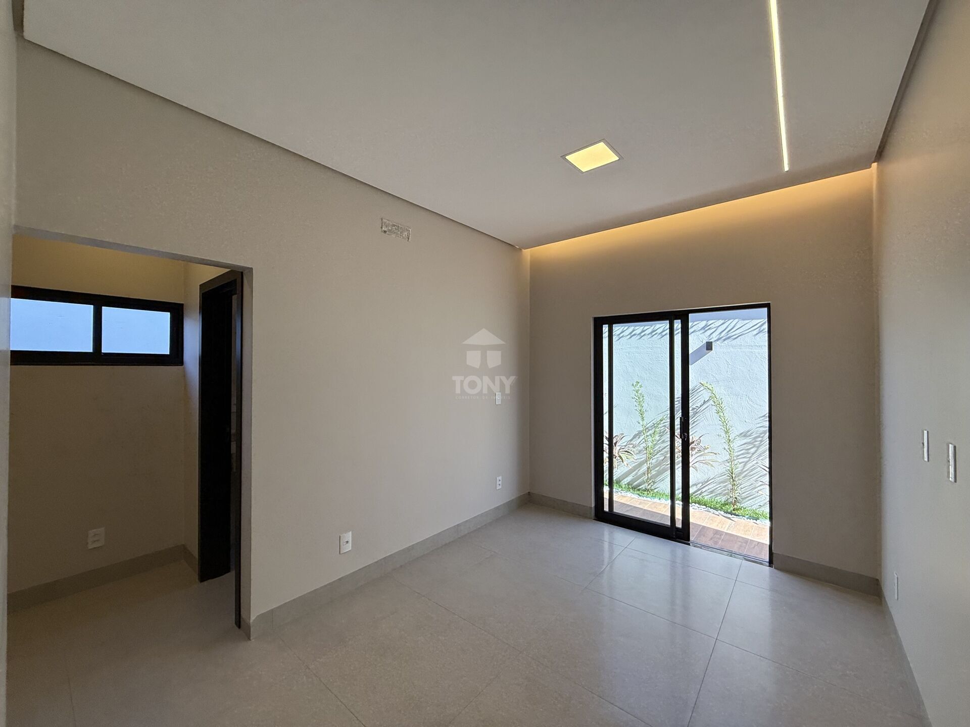 Casa à venda com 3 quartos, 3 suítes, 2 vagas e 126m² no Plano Diretor Sul, Palmas (TO) — foto 9 de 13