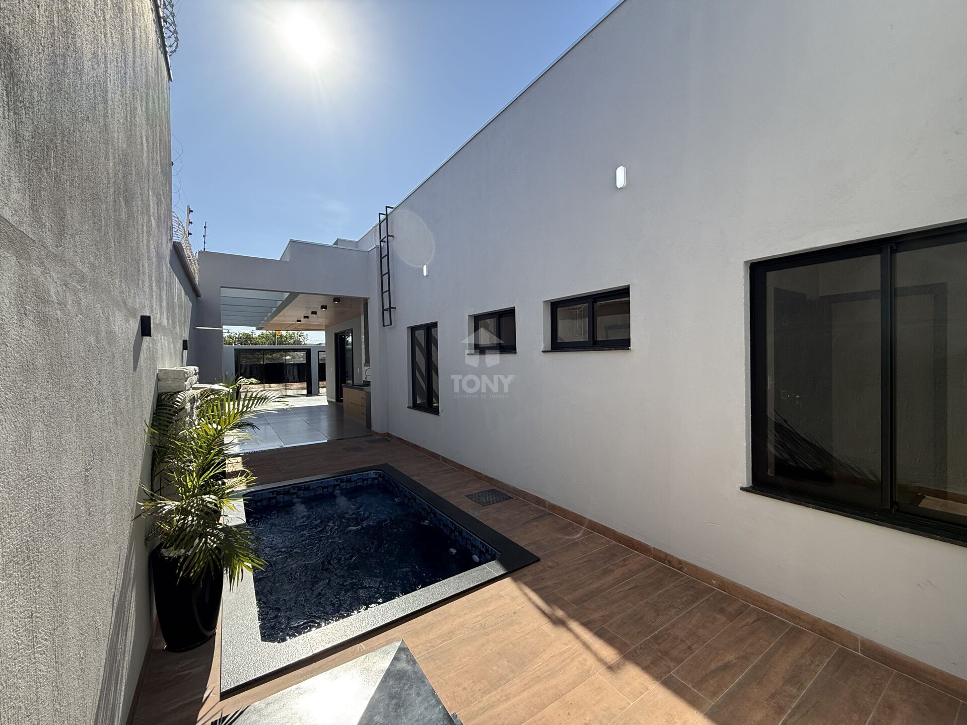 Casa à venda com 3 quartos, 3 suítes, 2 vagas e 126m² no Plano Diretor Sul, Palmas (TO) — foto 11 de 13