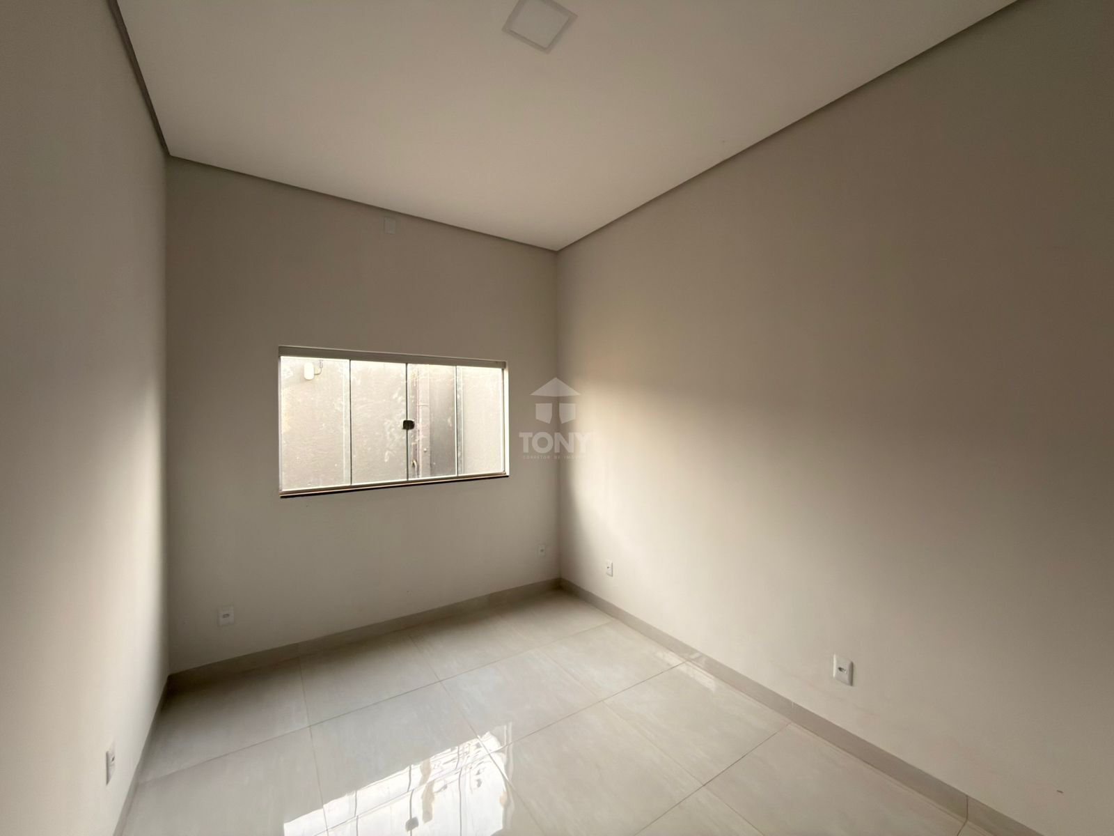 Casa à venda com 3 quartos, 1 suíte, 2 vagas e 88m² no Plano Diretor Sul, Palmas (TO) — foto 9 de 12