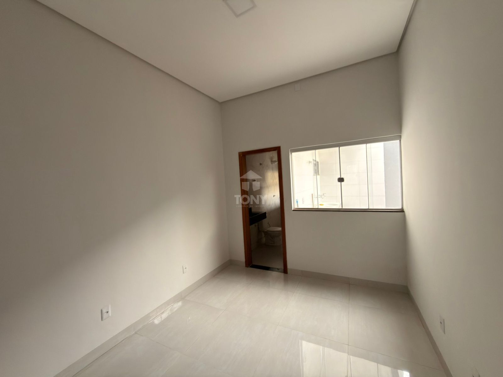 Casa à venda com 3 quartos, 1 suíte, 2 vagas e 88m² no Plano Diretor Sul, Palmas (TO) — foto 10 de 12