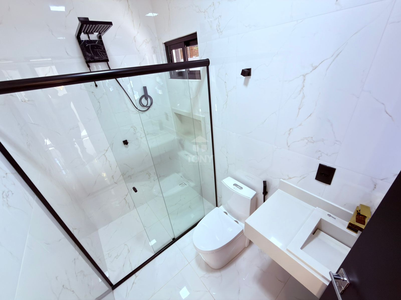 Casa à venda com 3 quartos, 1 suíte, 4 vagas e 130m² no Plano Diretor Sul, Palmas (TO) — foto 13 de 19