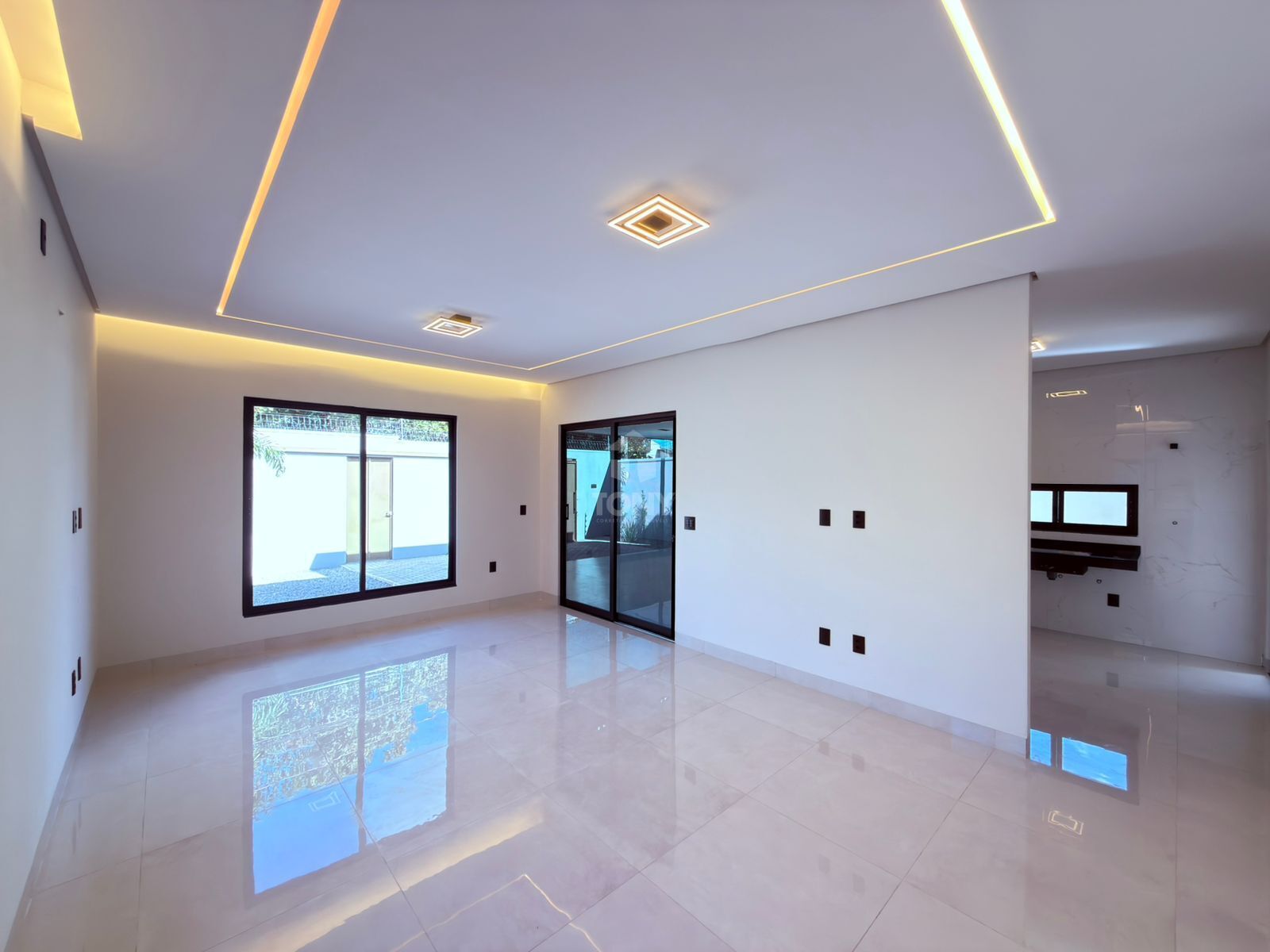 Casa à venda com 3 quartos, 1 suíte, 4 vagas e 130m² no Plano Diretor Sul, Palmas (TO) — foto 4 de 19