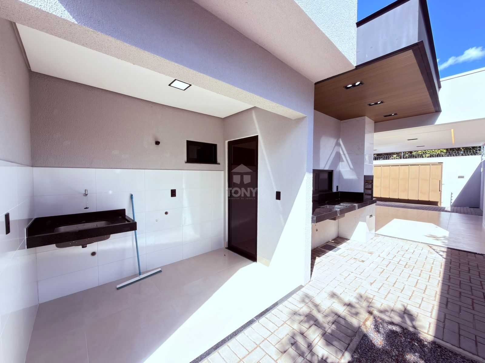Casa à venda com 3 quartos, 1 suíte, 4 vagas e 130m² no Plano Diretor Sul, Palmas (TO) — foto 15 de 19