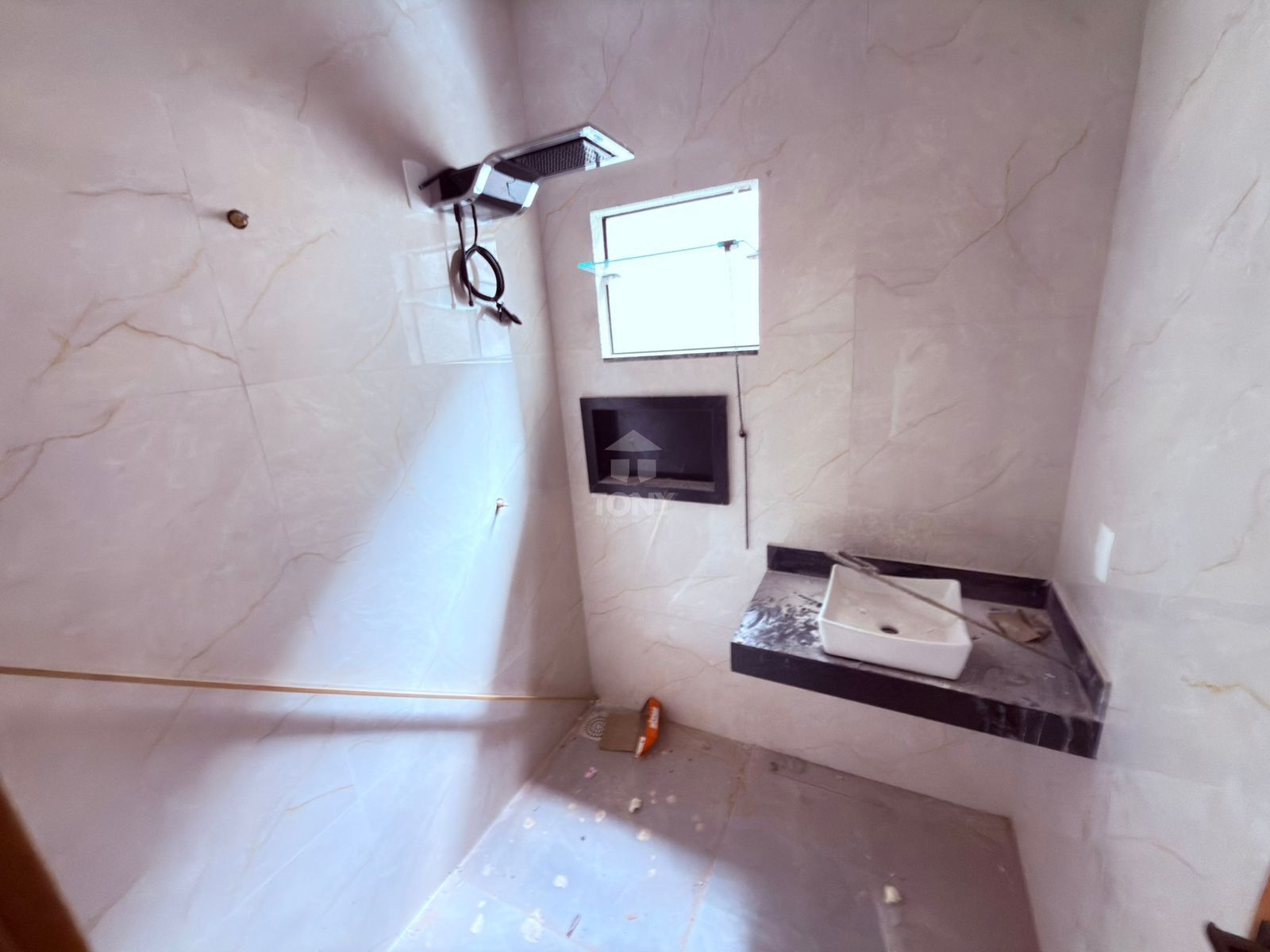Casa à venda com 3 quartos, 1 suíte, 1 vaga e 105m² no Plano Diretor Sul, Palmas (TO) — foto 10 de 11