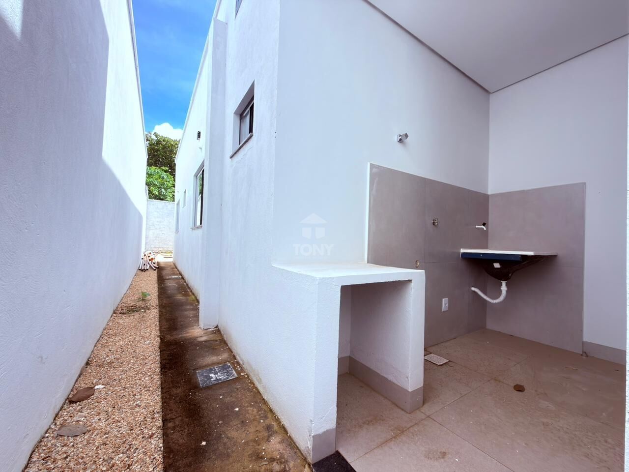 Casa à venda com 2 quartos, 1 suíte, 1 vaga e 75m² no Jardim Aureny III, Palmas (TO) — foto 12 de 14