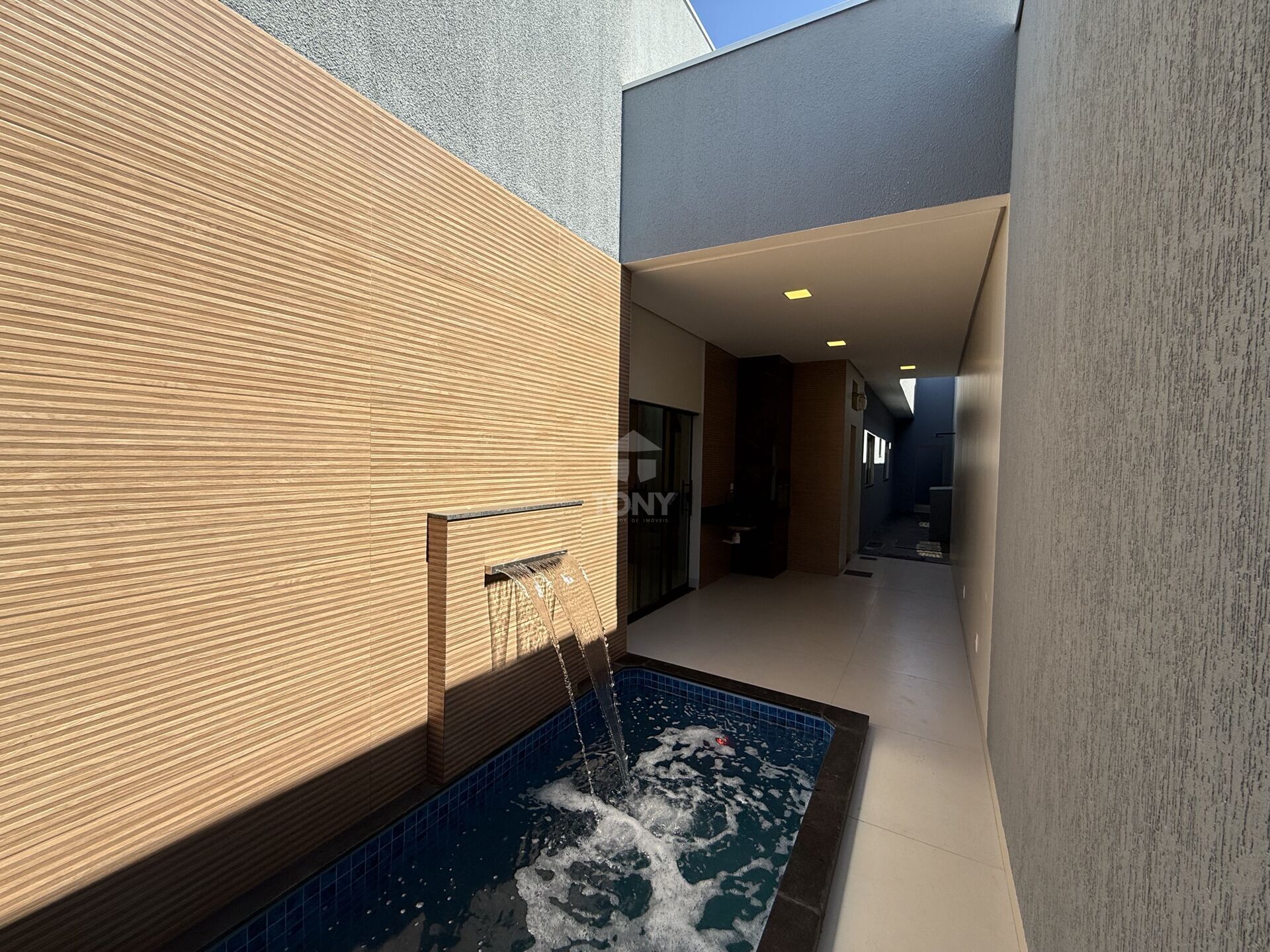 Casa à venda com 3 quartos, 2 suítes, 2 vagas e 120m² no Plano Diretor Sul, Palmas (TO) — foto 15 de 17